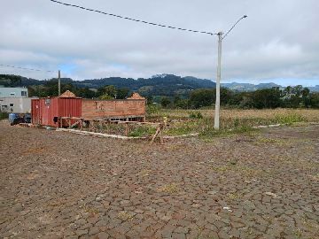 PLANO E AMPLO