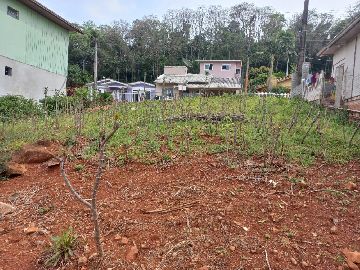 FUNDOS DO TERRENO 
