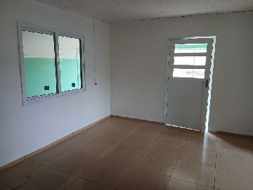 AMPLA SALA