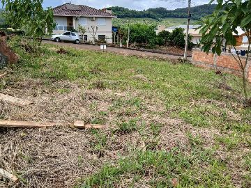 FUNDOS DO TERRENO 