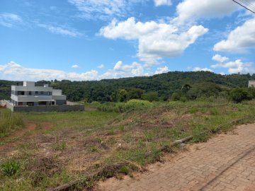 TERRENOS
