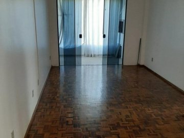 SALA COM SACADA