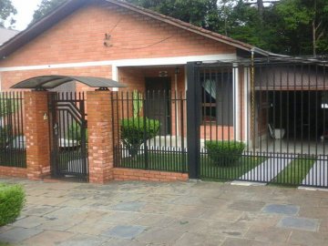 Linda Fachada